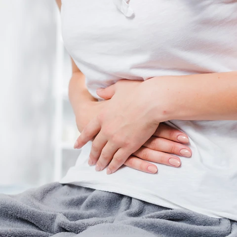 ¿Tienes dolores abdominales frecuentes?